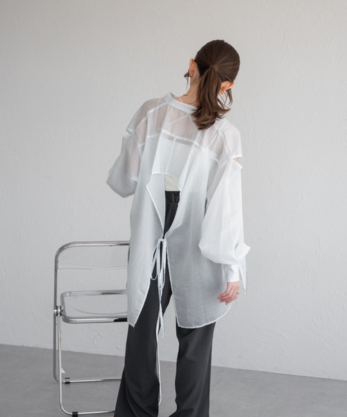 raffime（ラフィミー）の「【Raffime】バックデザインシアーシャツ（シャツ/ブラウス・レディース・ベージュ系その他/ブルー系その他/オフホワイト・フリー）」の9枚目の写真