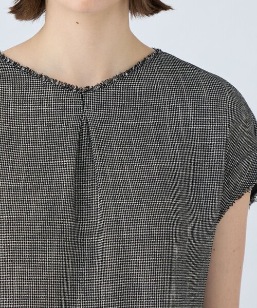 BALLSEY（ボールジィ）の「ポリエステルレーヨンカラミ タックスリーブブラウス（シャツ/ブラウス・レディース・グレー系その他/ホワイト・36）」の7枚目の写真