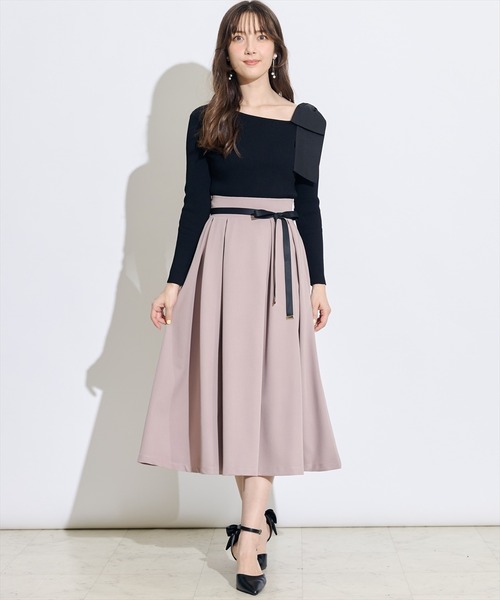 SWINGLE（スウィングル）の「バイカラーリボンベルトタックフレアスカート（スカート・レディース・ピンク/ネイビー/ブラック系その他・MEDIUM/SMALL）」の13枚目の写真
