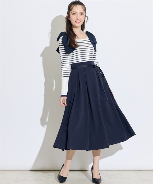 SWINGLE（スウィングル）の「バイカラーリボンベルトタックフレアスカート（スカート・レディース・ピンク/ネイビー/ブラック系その他・MEDIUM/SMALL）」の17枚目の写真