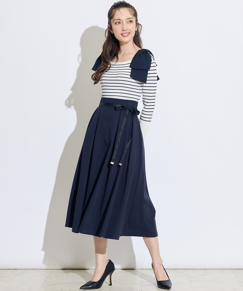 SWINGLE（スウィングル）の「バイカラーリボンベルトタックフレアスカート（スカート・レディース・ピンク/ネイビー/ブラック系その他・MEDIUM/SMALL）」の18枚目の写真