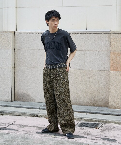 PUBLUX(パブリュクス)の「PUBLUX/パブリュクス タックツイルパンツ(限定展開)(チノパンツ・メンズ・ベージュ/レオパード/インディゴブルー/ブラック・MEDIUM/SMALL/LARGE)」の12枚目の写真