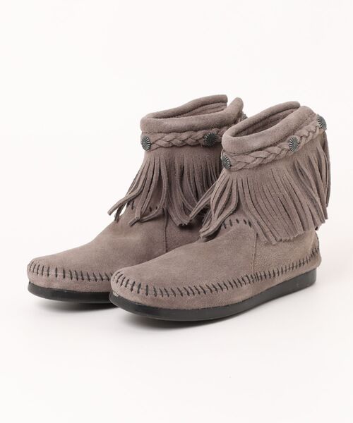 Minnetonka(ミネトンカ)の「【MINNETONKA】ハイ トップ バック ジッパー HI TOP BACK ZIP BOOTS(ブーツ・レディース・グレー・5.5/6)」の1枚目の写真