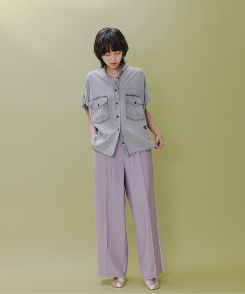 Eimee Law(エイミーロウ)の「テンセルデニム ドロップショルダーシャツ(シャツ/ブラウス・レディース・ライトグレー/ライトブルー/グレー/ブルー・FREE)」の5枚目の写真