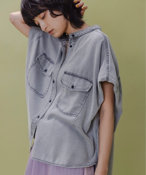 Eimee Law(エイミーロウ)の「テンセルデニム ドロップショルダーシャツ(シャツ/ブラウス・レディース・ライトグレー/ライトブルー/グレー/ブルー・FREE)」の10枚目の写真