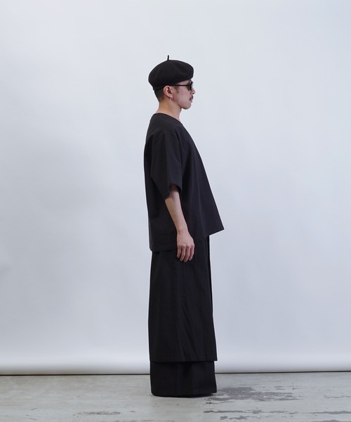Aphlotus(アプロタス)の「クルーネック H/S リネンミックス プルオーバー(Tシャツ/カットソー・メンズ・ブラック/オフホワイト/レッド・SMALL/MEDIUM/LARGE)」の17枚目の写真
