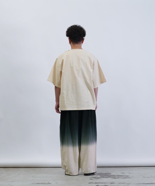 Aphlotus(アプロタス)の「クルーネック H/S リネンミックス プルオーバー(Tシャツ/カットソー・メンズ・ブラック/オフホワイト/レッド・SMALL/MEDIUM/LARGE)」の7枚目の写真