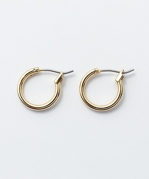 WYZ(ダブリューワイジィー)の「シンプルフープピアス(両耳用)(ピアス(両耳用)・メンズ・ゴールド/ブラック/シルバー・FREE)」の6枚目の写真