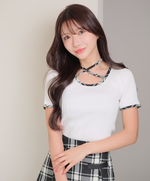 LIPSERVICE(リップサービス)の「チェックパイピングハーフリブニット(ニット/セーター・レディース・ホワイト/ブラック/グレー・FREE)」の5枚目の写真