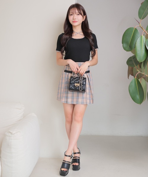 LIPSERVICE(リップサービス)の「チェックパイピングハーフリブニット(ニット/セーター・レディース・ホワイト/ブラック/グレー・FREE)」の17枚目の写真