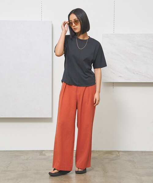 J.PRESS YORK STREET(ジェイプレスヨークストリート)の「【WOMEN】ベーシックドルマン Tシャツ(Tシャツ/カットソー・レディース・ブラック系/ライトグリーン系/スカイブルー系/ホワイト系・F)」の5枚目の写真