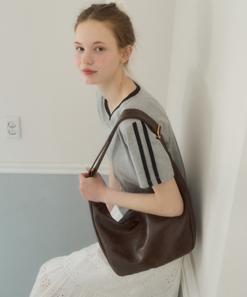 Birthday room（バースデイルーム）の「フェイクレザーショルダーバッグ/fake leather shoulder bag（ショルダーバッグ・レディース・ブラウン/ピンク・FREE）」の3枚目の写真