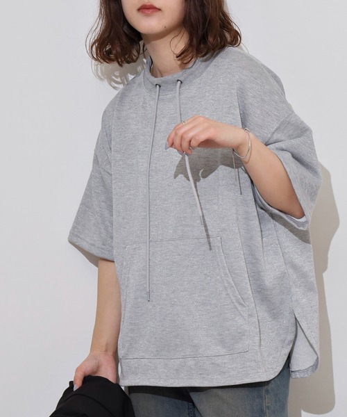 atONE(アットワン)の「ラメ混裏毛デザインラウンドヘムオーバーサイズトップス(Tシャツ/カットソー・レディース・オートミール/チャコール/杢グレー・L/M)」の15枚目の写真