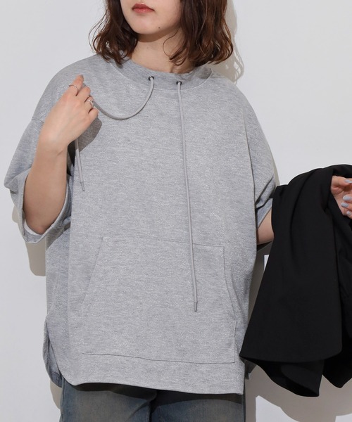 atONE(アットワン)の「ラメ混裏毛デザインラウンドヘムオーバーサイズトップス(Tシャツ/カットソー・レディース・オートミール/チャコール/杢グレー・L/M)」の7枚目の写真