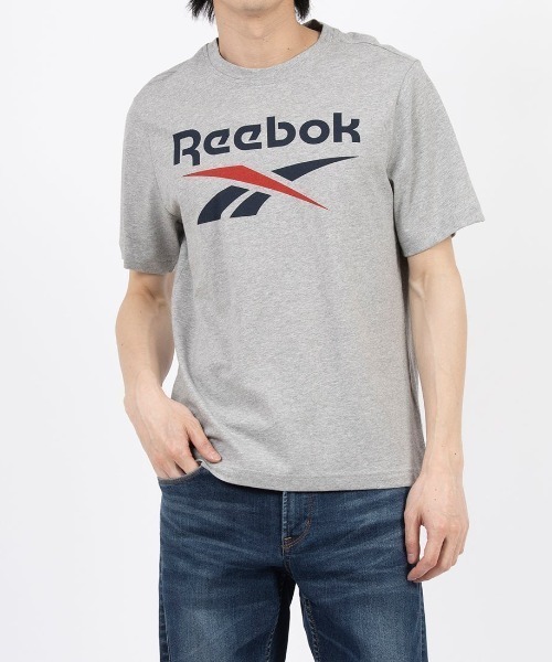 Reebok(リーボック)の「アイデンティティー ビッグロゴ Tシャツ / IDENTITY BIG LOGO TEE(Tシャツ/カットソー・メンズ・ホワイト/グレー・SMALL/LARGE/X-LARGE/XX-LARGE/MEDIUM)」の2枚目の写真