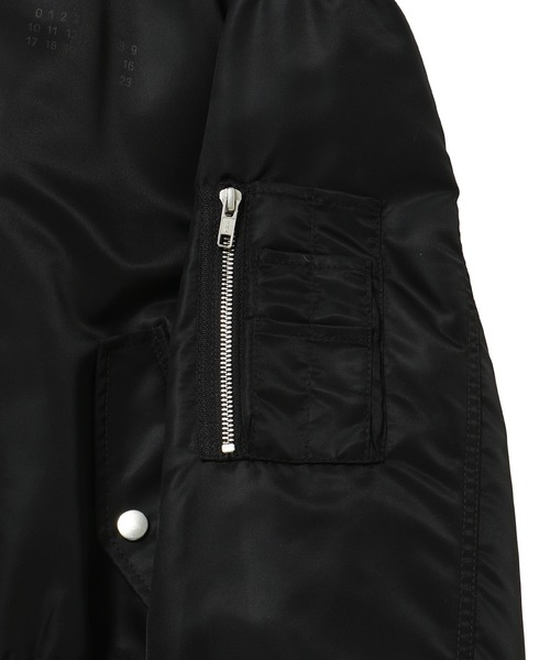 MM6 Maison Margiela（ｴﾑｴﾑｼｯｸｽ ﾒｿﾞﾝ ﾏﾙｼﾞｪﾗ）の「MM6 MAISON MARGIELA SPORTS JACKET S52AM0315（その他アウター・メンズ・ブラック・LARGE）」の4枚目の写真