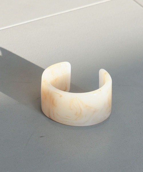 BARNYARDSTORM(バンヤードストーム)の「BARNYARDSTORM / クリアバングル(ブレスレット・レディース・ブラウン/ホワイト/ピンク・FREE)」の6枚目の写真