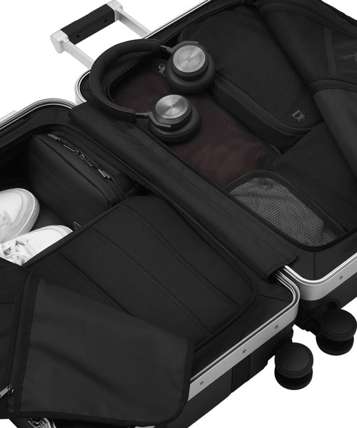 Db / Ramverk Pro Check-in Luggage Medium 67L