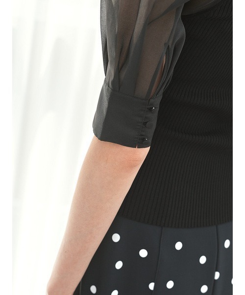 SNIDEL（スナイデル）の「Sustainable襟付きシアーニットプルオーバー（ニット/セーター・レディース・ブラック/オフホワイト/イエロー・FREE）」の9枚目の写真