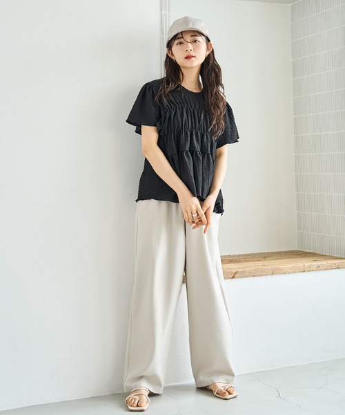 mil(ミル)の「カット楊柳 シャーリングペプラムブラウス(シャツ/ブラウス・レディース・オフホワイト/ピンク/ブラック・ONE SIZE)」の9枚目の写真