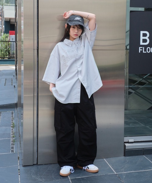 WEGO（ウィゴー）の「WEGO/オックスフォードダメージアップリケシャツ（シャツ/ブラウス・メンズ・グレー系その他4/ブルー系その他4・MEDIUM/LARGE）」の10枚目の写真