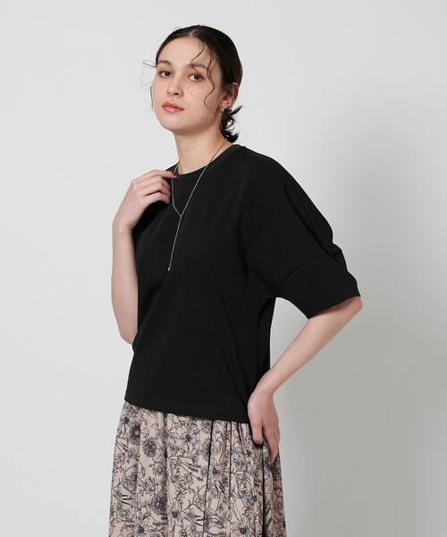 BEAUTY&YOUTH UNITED ARROWS(ビューティーアンドユースユナイテッドアローズ)の「コットン カーブスリーブ 5分袖カットソー 2(Tシャツ/カットソー・レディース・ブラック/オフホワイト/ベージュ・FREE)」の5枚目の写真