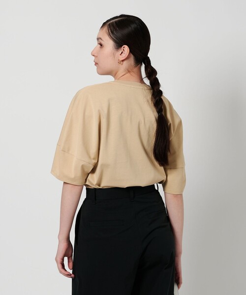 BEAUTY&YOUTH UNITED ARROWS(ビューティーアンドユースユナイテッドアローズ)の「コットン カーブスリーブ 5分袖カットソー 2(Tシャツ/カットソー・レディース・ブラック/オフホワイト/ベージュ・FREE)」の7枚目の写真