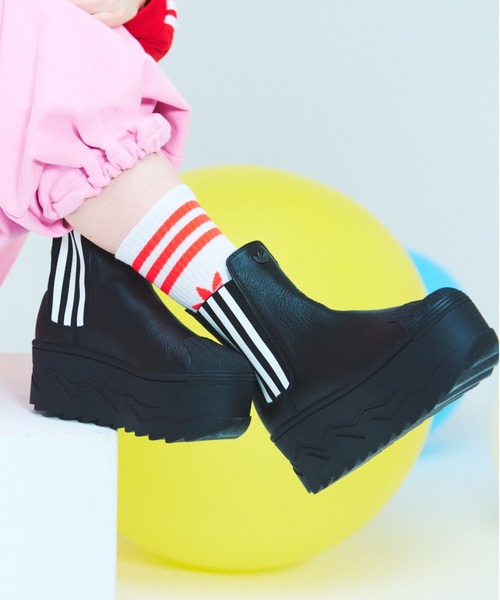 adidas（アディダス）の「adidas SSTR PF BOOTS atmos pink / アディダス スーパースター プラットフォーム ブーツ アトモス ピンク【SP】（ブーツ・レディース・ブラック・23.5cm/23.0cm/22.5cm/22.0cm/26.0cm/25.5cm/25.0cm/24.5cm/24.0cm）」の4枚目の写真