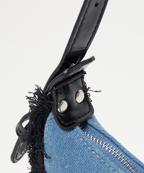 BLANK　（ブランク）の「▲フリンジデニムショルダーバッグ（ショルダーバッグ・レディース・ピンク/ホワイト/ブラック・FREE）」の15枚目の写真