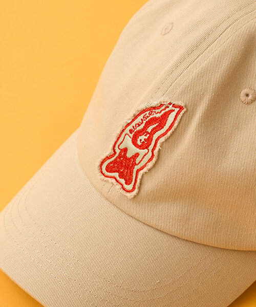 BIRTHDAY BAR（バースデイバー）の「norahi x BIRTHDAY BAR ワンポイント刺繍キャップ（キャップ・レディース・ベージュ/ネイビー・0）」の8枚目の写真