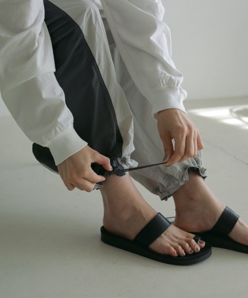 anuke（アンヌーク）の「Bicolor Parachute Pants（その他パンツ
