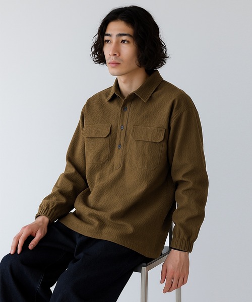 TOBEE(トゥビー)の「【TOBEE】シアサッカープルオーバーシャツ / ヘムコード(シャツ/ブラウス・メンズ・アイボリー/カーキ/ブラック/ブラウン・X-LARGE/MEDIUM/LARGE)」の3枚目の写真