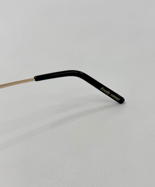 fredy emue（フレディエミュ）の「調光レンズボストンサングラス（サングラス・レディース・ブラック/ブラウン系その他・FREE）」の22枚目の写真