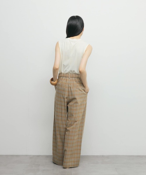 KBF（ケイビーエフ）の「デザインステッチスリーブレスカットソー（Tシャツ/カットソー・レディース・グレー/アイボリー/オフホワイト・ONE）」の16枚目の写真