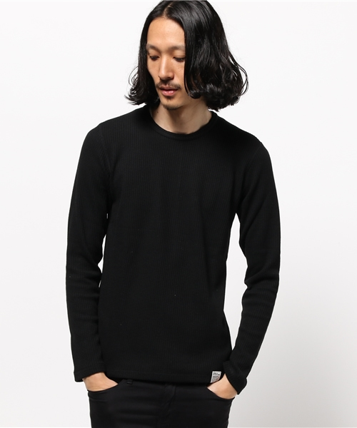 AZUL by moussy（アズールバイマウジー）の「ヘビーワッフルクルーネック長袖PO（Tシャツ/カットソー・メンズ・ブラック/トップグレー/ボルドー/ホワイト・MEDIUM/X-LARGE/XX-LARGE/X-SMALL/LARGE/SMALL）」の2枚目の写真