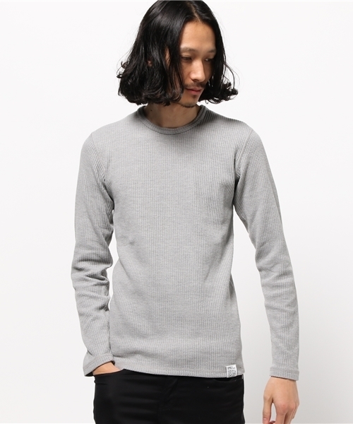 AZUL by moussy（アズールバイマウジー）の「ヘビーワッフルクルーネック長袖PO（Tシャツ/カットソー・メンズ・ブラック/トップグレー/ボルドー/ホワイト・MEDIUM/X-LARGE/XX-LARGE/X-SMALL/LARGE/SMALL）」の3枚目の写真