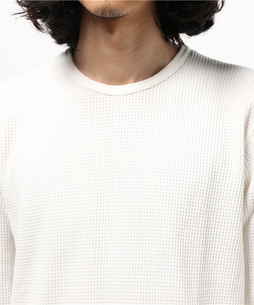 AZUL by moussy（アズールバイマウジー）の「ヘビーワッフルクルーネック長袖PO（Tシャツ/カットソー・メンズ・ブラック/トップグレー/ボルドー/ホワイト・MEDIUM/X-LARGE/XX-LARGE/X-SMALL/LARGE/SMALL）」の7枚目の写真