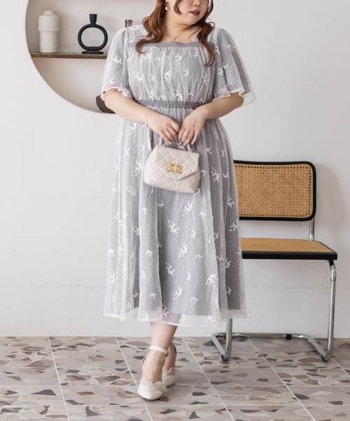 CLETTE(クレット)の「2WAY花柄チュールワンピース(ワンピース・レディース・イエロー/チャコールグレー/グレー・LL/3L/4L)」の9枚目の写真