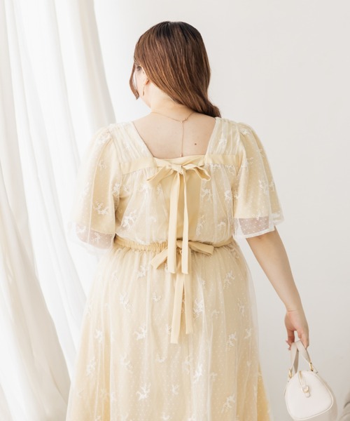CLETTE(クレット)の「2WAY花柄チュールワンピース(ワンピース・レディース・イエロー/チャコールグレー/グレー・LL/3L/4L)」の17枚目の写真