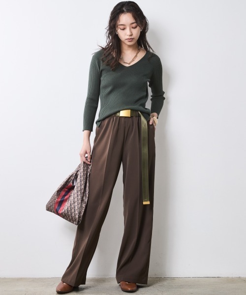 CHIC STYLE(シックスタイル)の「ストレートワイドパンツ<大きいサイズ有>シックスタイル(スラックス・レディース・ブラウン/ブラック・5L/4L/3L/LL/L/M)」の4枚目の写真