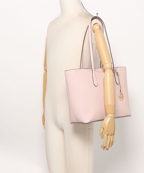 MICHAEL KORS(マイケルコース)の「ARDEN LG TZ TOTE トートバッグ(トートバッグ・レディース・ピンク系・FREE)」の5枚目の写真
