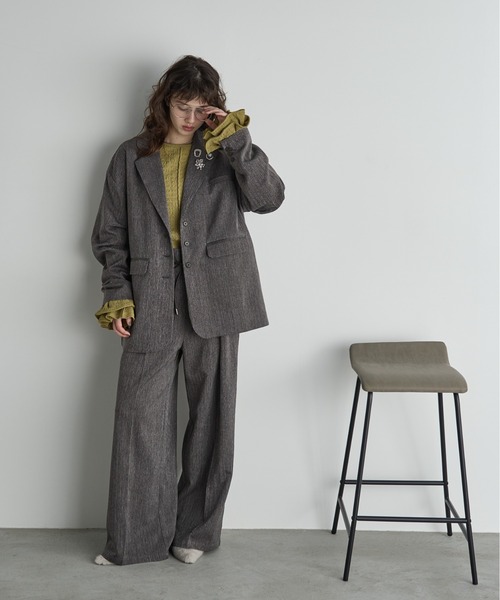 THE YOn（ザヨン）の「ヘリンボーンタックスリーブテーラードジャケット（テーラードジャケット・レディース・ピンク/ブラウン/グレー・FREE）」の15枚目の写真