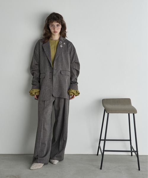 THE YOn（ザヨン）の「ヘリンボーンタックスリーブテーラード