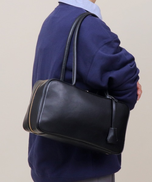 Bermosa(ベルモサ)の「【500mlペットボトル収納可】ロングハンドル スクエア ショルダーバッグ(ショルダーバッグ・レディース・ブラック/キャメル/ブラウン/ベージュ系その他・FREE)」の21枚目の写真