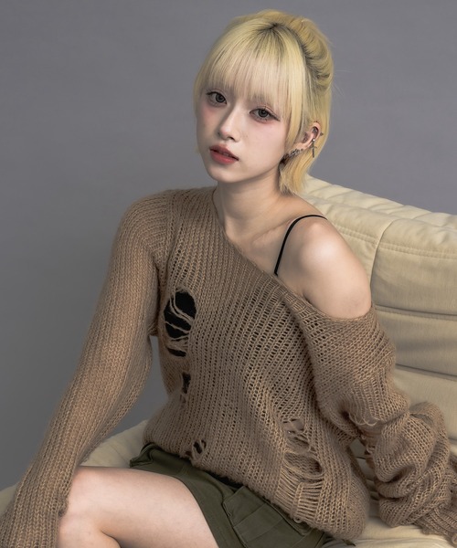 17HR（セブンティーンアワーズ）の「【ユニセックス】ルーズダメージメッシュニット（ニット/セーター・レディース・ブルー/グレー/ベージュ/ブラック×ホワイト/グリーン・FREE）」の7枚目の写真