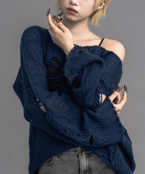 17HR（セブンティーンアワーズ）の「【ユニセックス】ルーズダメージメッシュニット（ニット/セーター・レディース・ブルー/グレー/ベージュ/ブラック×ホワイト/グリーン・FREE）」の12枚目の写真