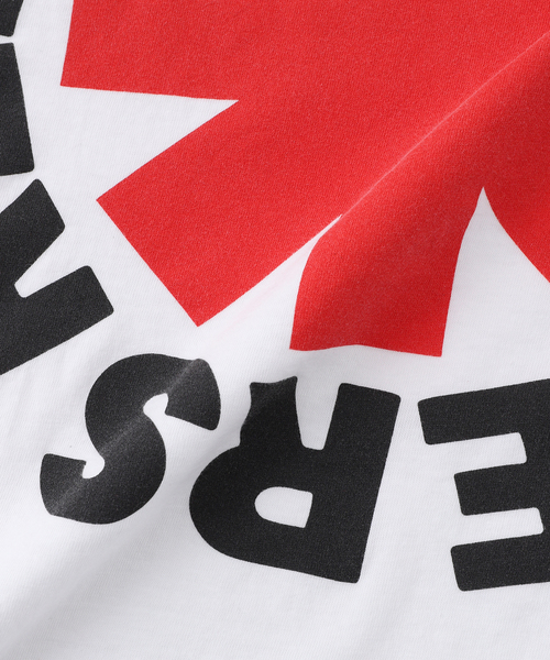 JOINT WORKS(ジョイントワークス)の「THRIFTY LOOK スリフティルックRED HOT CHILI PEPPERS Tシャツ(Tシャツ/カットソー・メンズ・ブラック/ホワイト系その他/ホワイト・X-LARGE/LARGE/MEDIUM)」の9枚目の写真