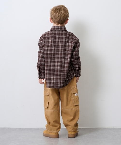 XLARGE KIDS(エクストララージキッズ)の「パッチロゴチェックシャツ(シャツ/ブラウス・キッズ・ブラック/ブラウン・140cm/110cm/130cm/120cm)」の17枚目の写真