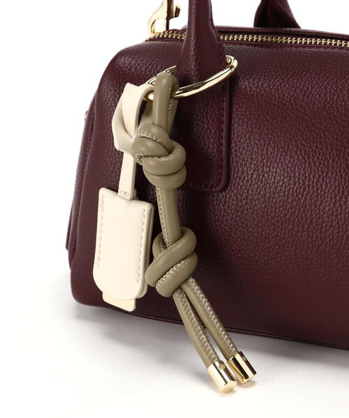 NATURAL BEAUTY BASIC（ナチュラルビューティーベーシック）の「◇ミックスチャームボストン（ボストンバッグ・レディース・ダークブラウン/オフホワイト/ブラック・ﾌﾘ-）」の13枚目の写真