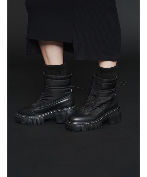 UN3D.（アンスリード）の「UN3D. SOLE RIB DOCKING BOOTS / UN3D.ソールリブドッキングブーツ（ブーツ・レディース・ベージュ/ブラック・36/37/38）」の4枚目の写真